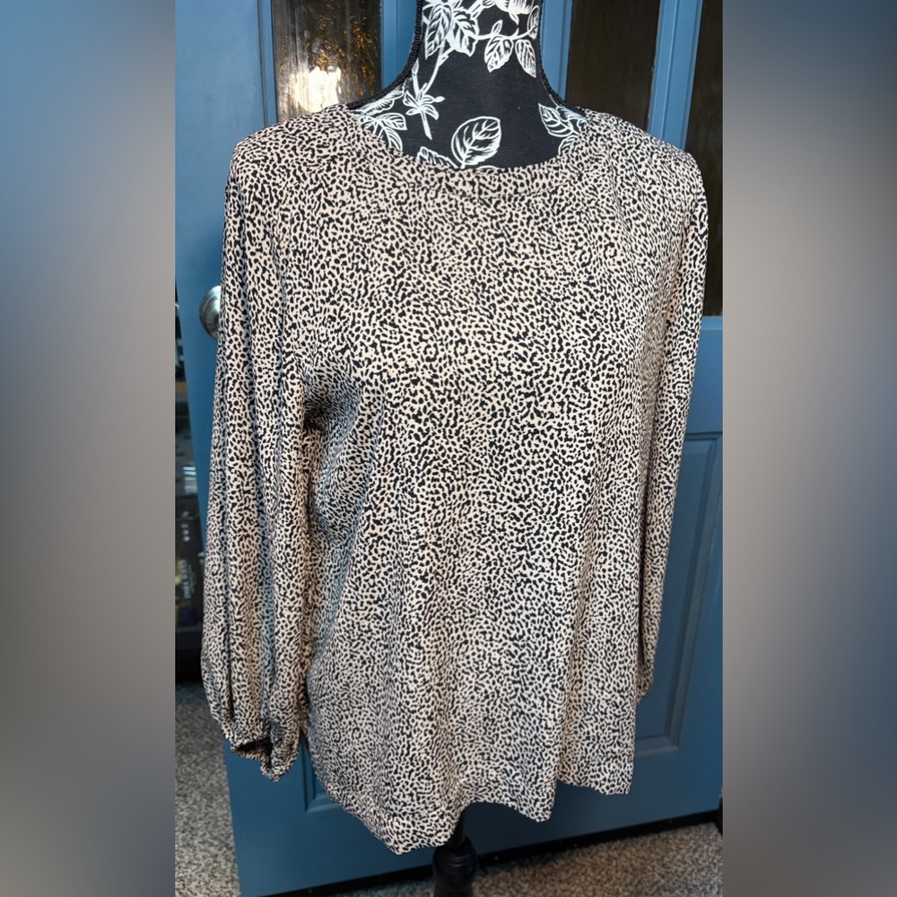 NWOT LOFT Beige and Black Cheetah Print Long Sleeve Top